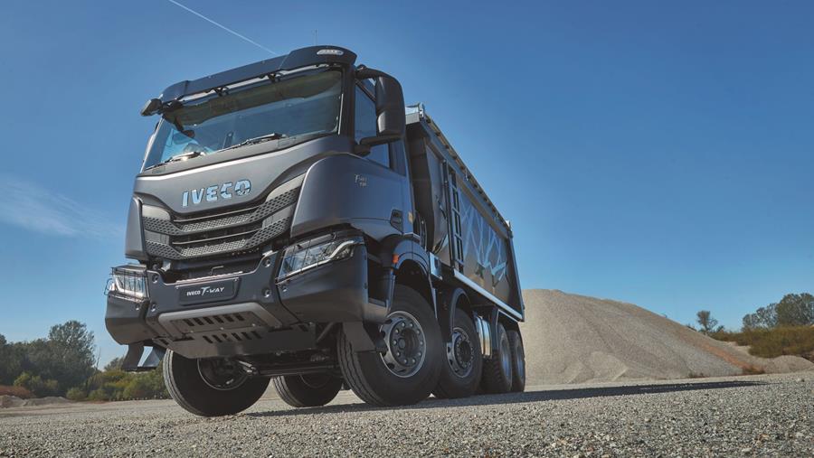 100% offroad T-WAY maakt IVECO's zware WAY-gamma compleet