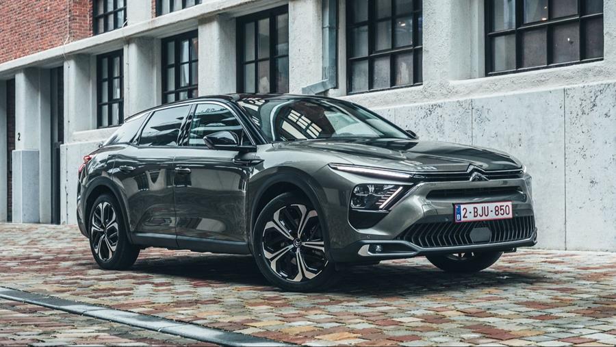 Essai routier de la Citroën C5 X 225 PHEV