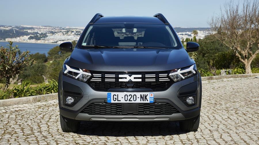 Rijtest Dacia Jogger Hybrid 140